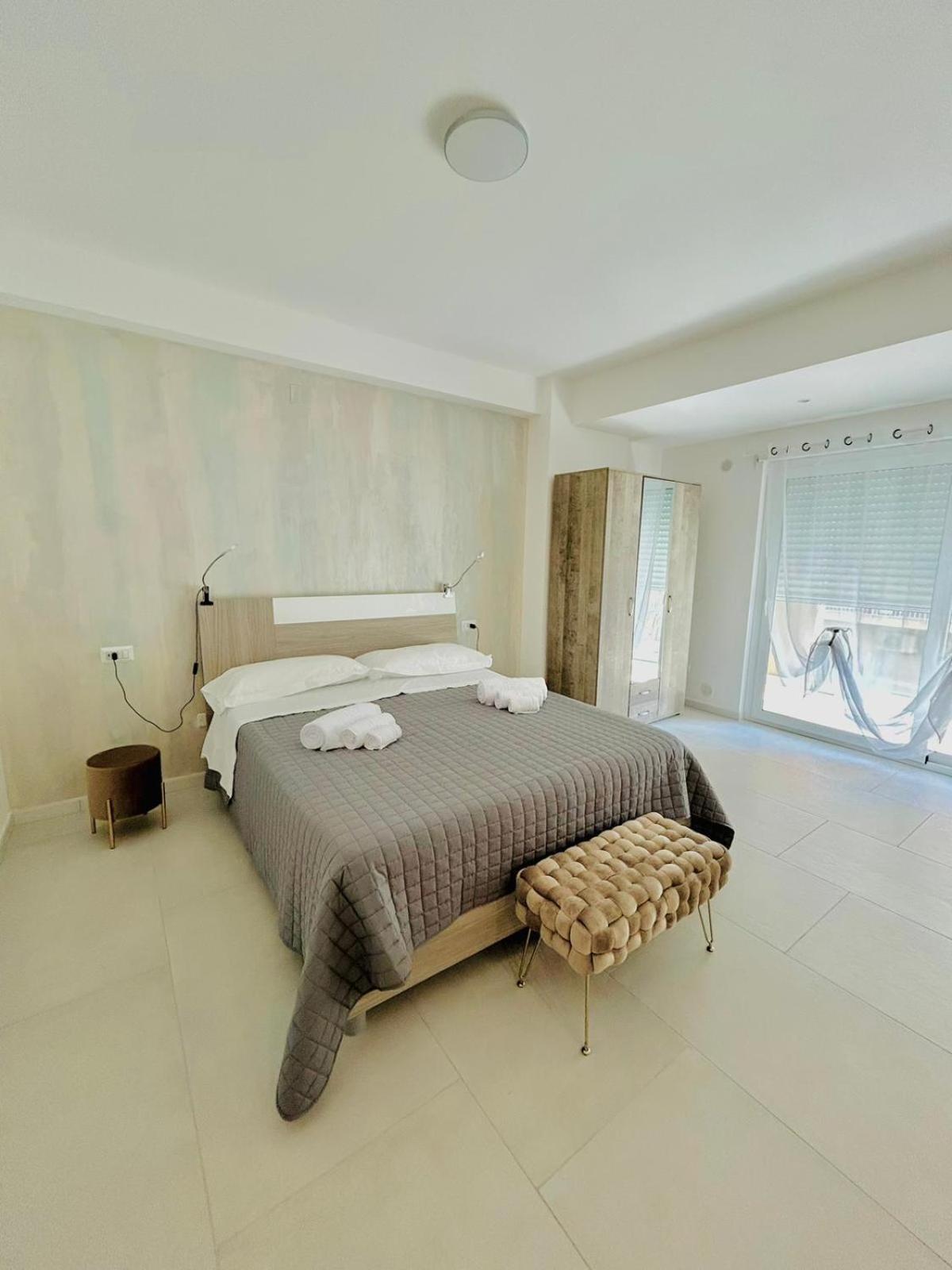 Aqua Marine B&B - Rooms And Apartments Milazzo Dış mekan fotoğraf