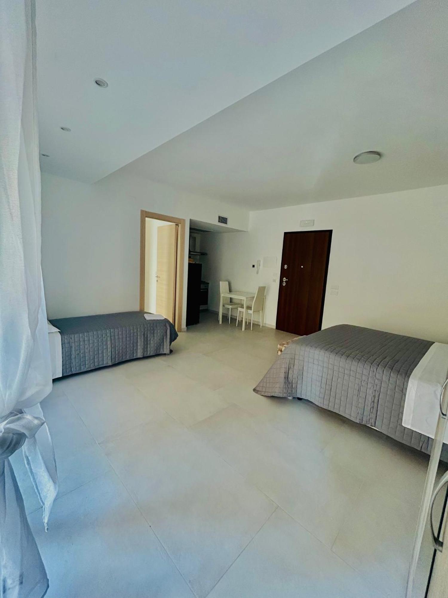Aqua Marine B&B - Rooms And Apartments Milazzo Dış mekan fotoğraf